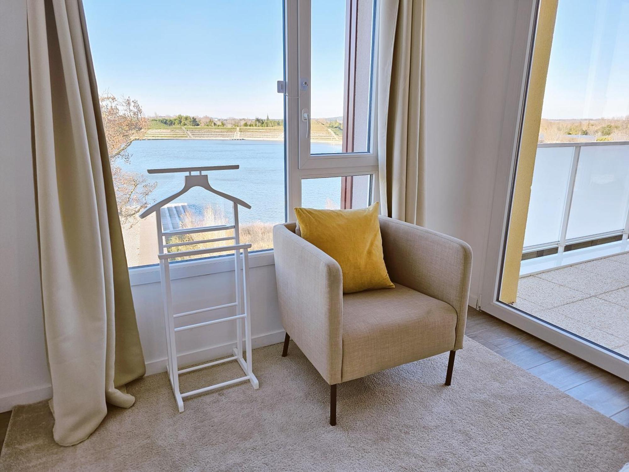 Lakeside Provence - Appartement 4 Etoiles Face Au Lac De مونتيو المظهر الخارجي الصورة